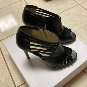 Calvin Klein Laraine Burnished Nappa Heels